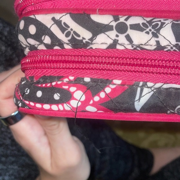 Modella Pink and Black Quilted Cosmetic Bag with Paisley Trim - Picture 7 of 7